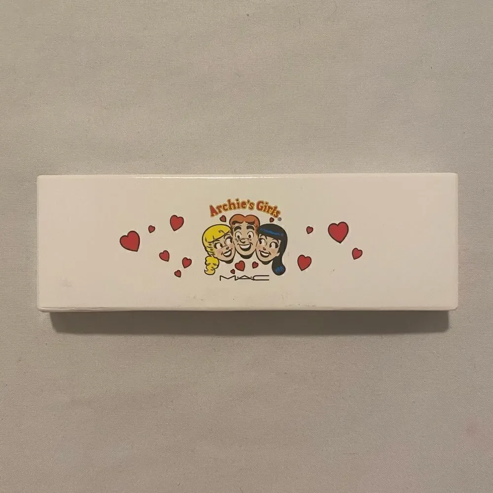 NIB MAC Archie’s Girls Eyeshadow Palette in “Spoiled Rich”